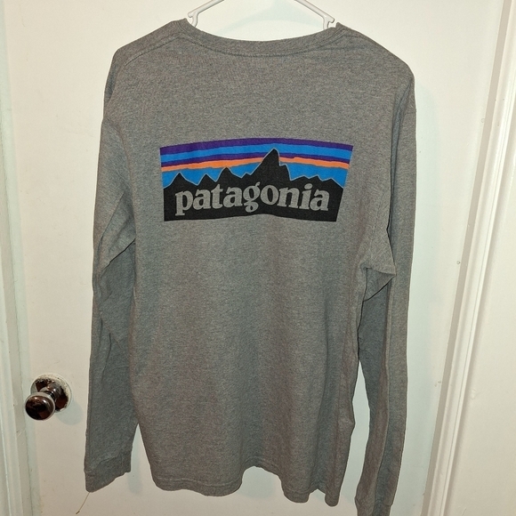 Patagonia Men's Regular Fit Long Sleeve Graphic Logo T-Shirt Gray size medium - Picture 4 of 5
